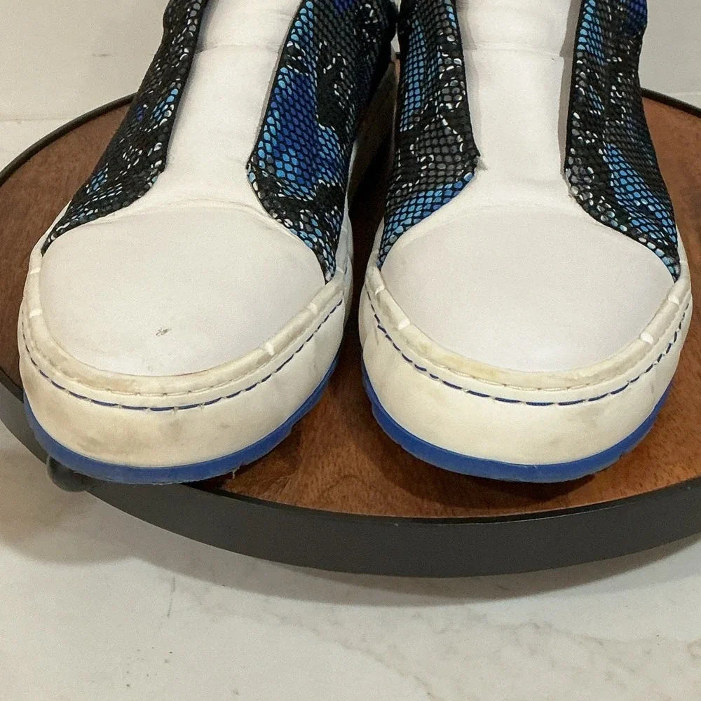 Men's 10.5 Karl Lagerfeld Paris Camo Print Laceless Sneakers Slip On Shoes